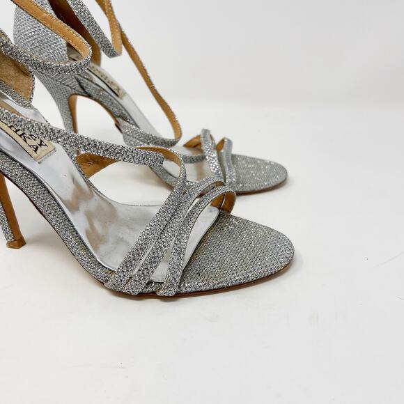 Badgley Mischka 5 Silver Glittery Landmark Strappy Zip Up Heels Sandals Dressy - Picture 5 of 16